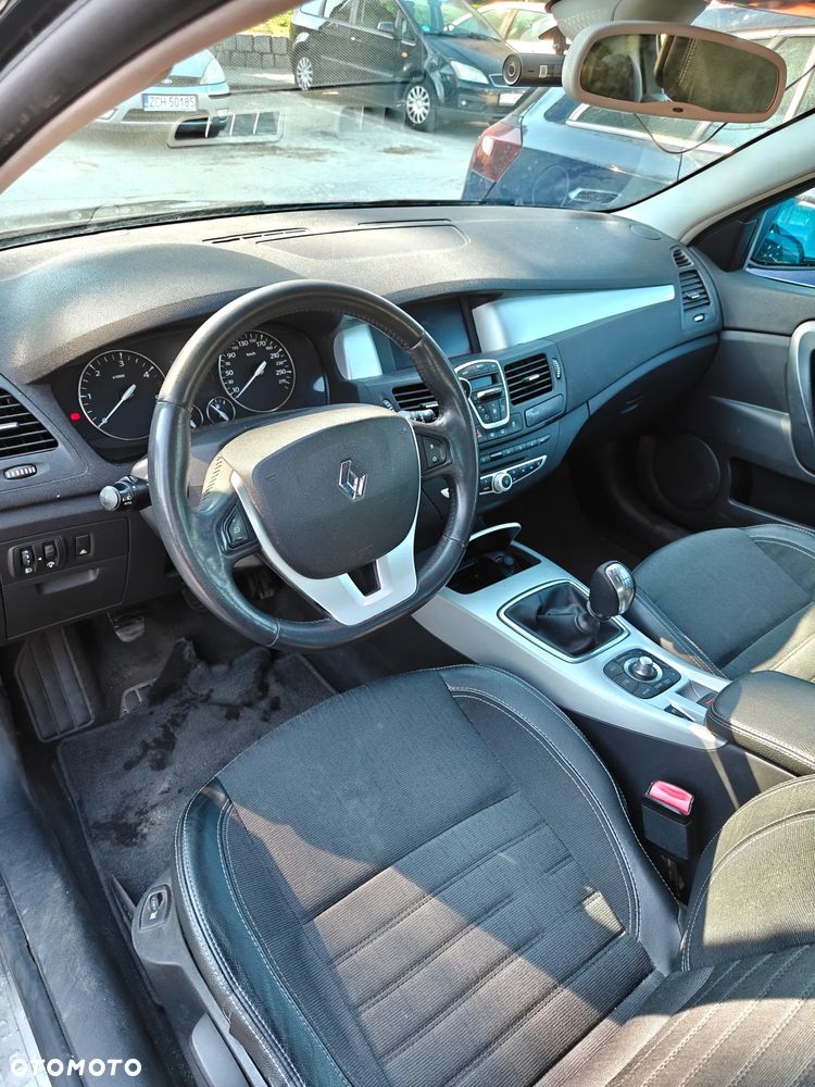 Renault Laguna 2.0 DCi Dynamique - 8