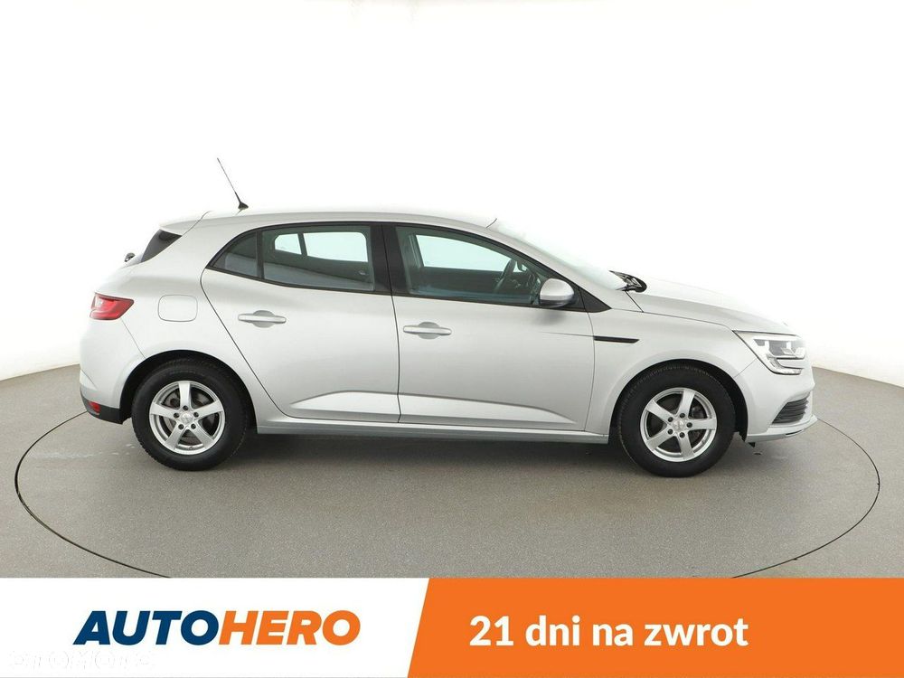 Renault Megane ENERGY TCe 100 LIFE - 6