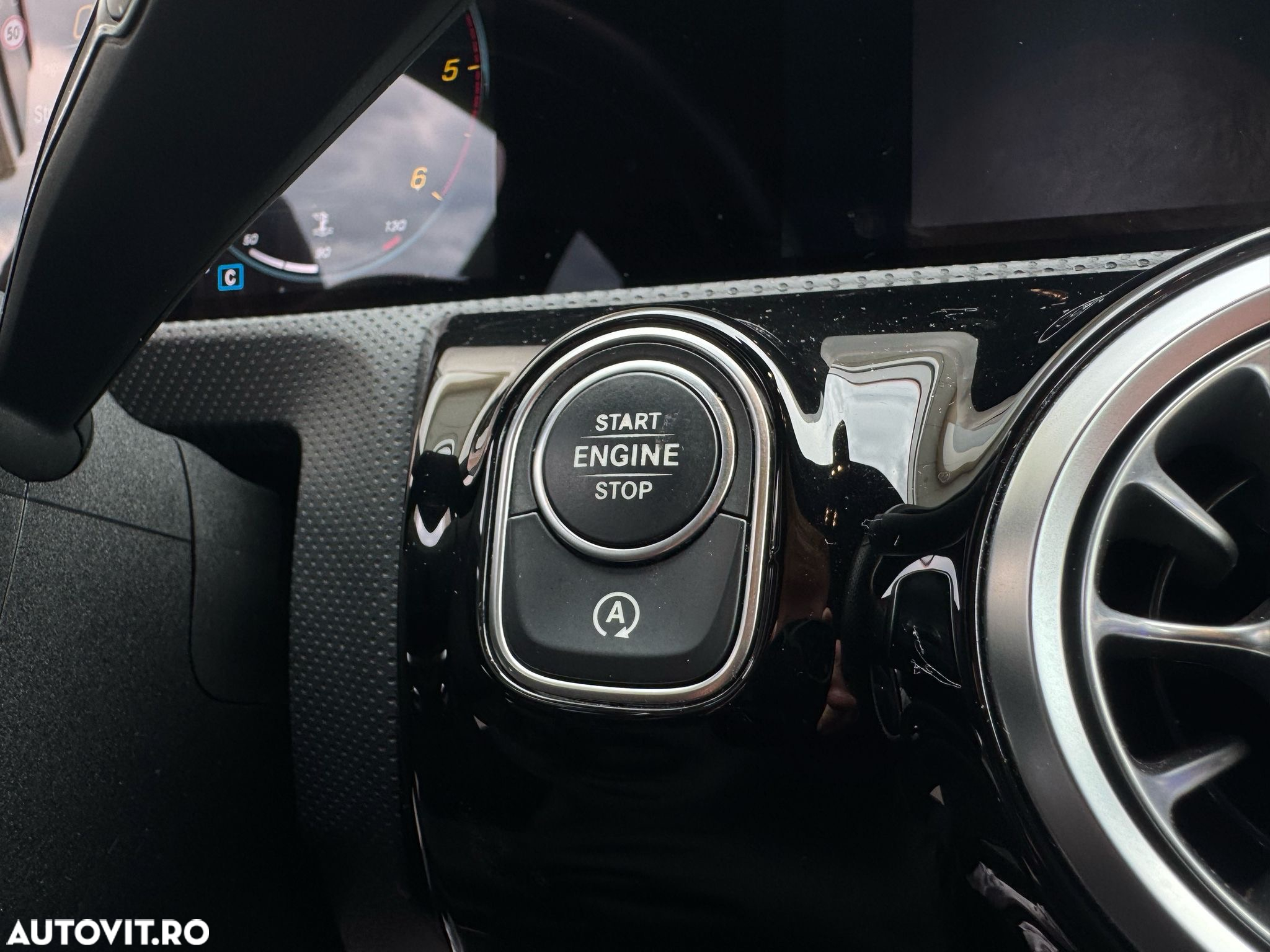 Mercedes-Benz A 180 d 7G-DCT AMG Line - 17