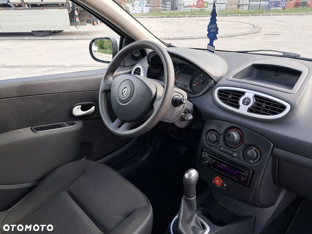 Renault Clio 1.2 16V Alize Euro5 - 8