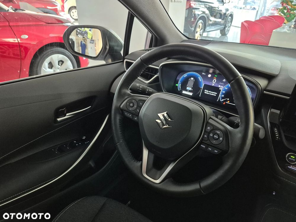 Suzuki Swace 1.8 Hybrid Elegance CVT - 11