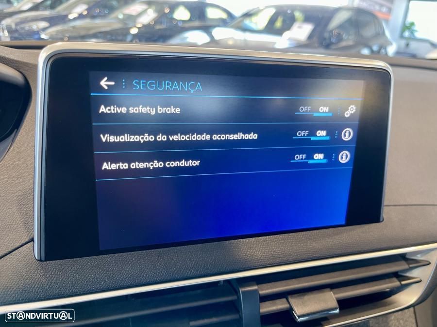 Peugeot 3008 1.2 PureTech Allure Pack - 22