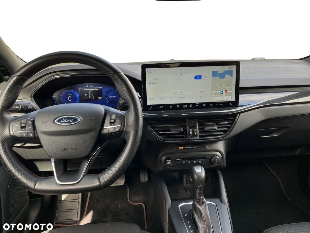 Ford Focus 1.0 EcoBoost mHEV ST-Line X - 16