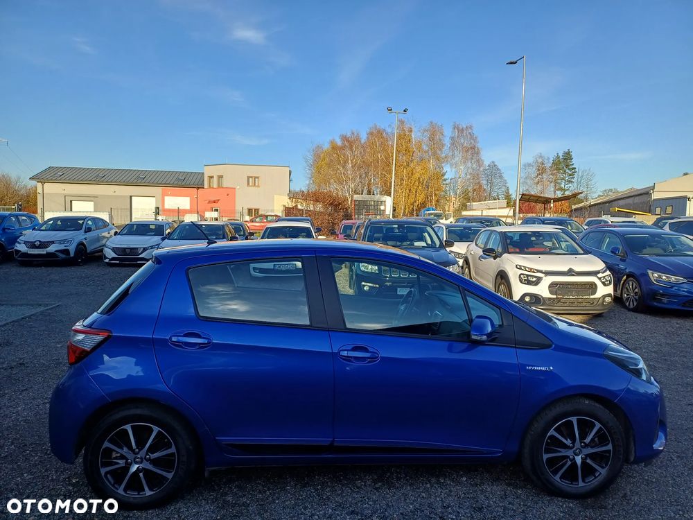 Toyota Yaris - 7