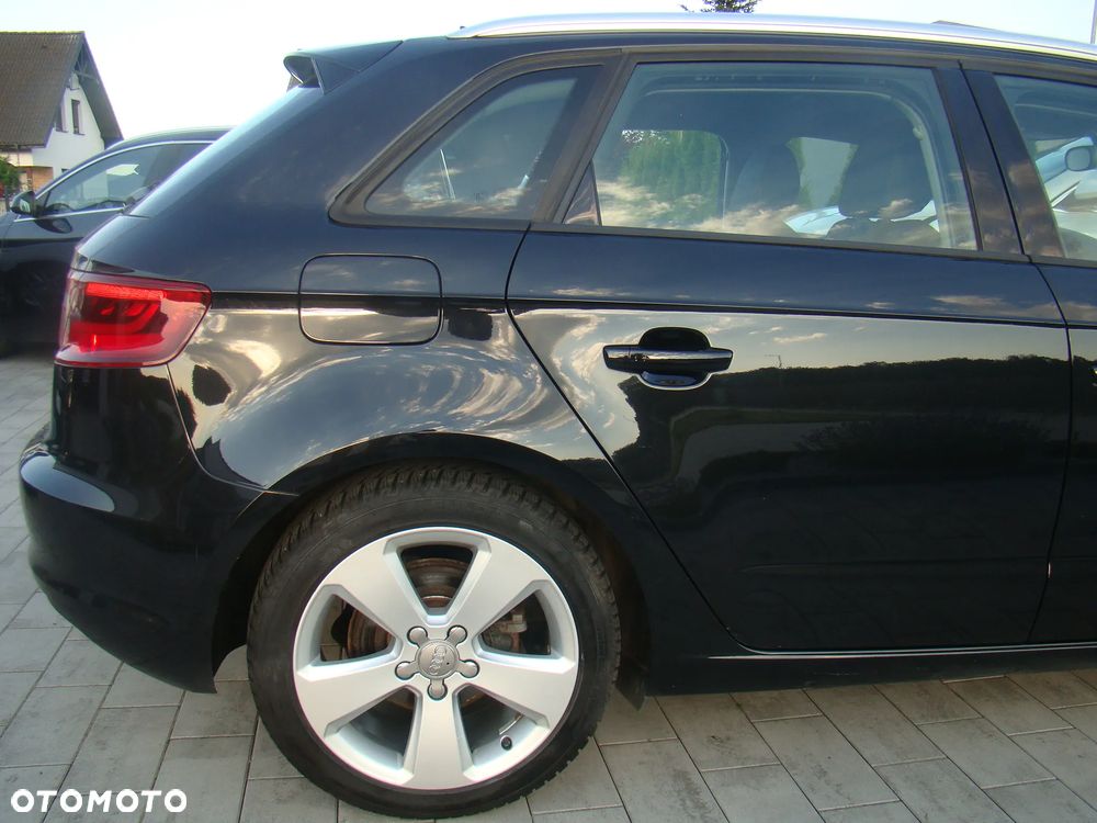 Audi A3 Sportback 1.8 TFSI Attraction - 12