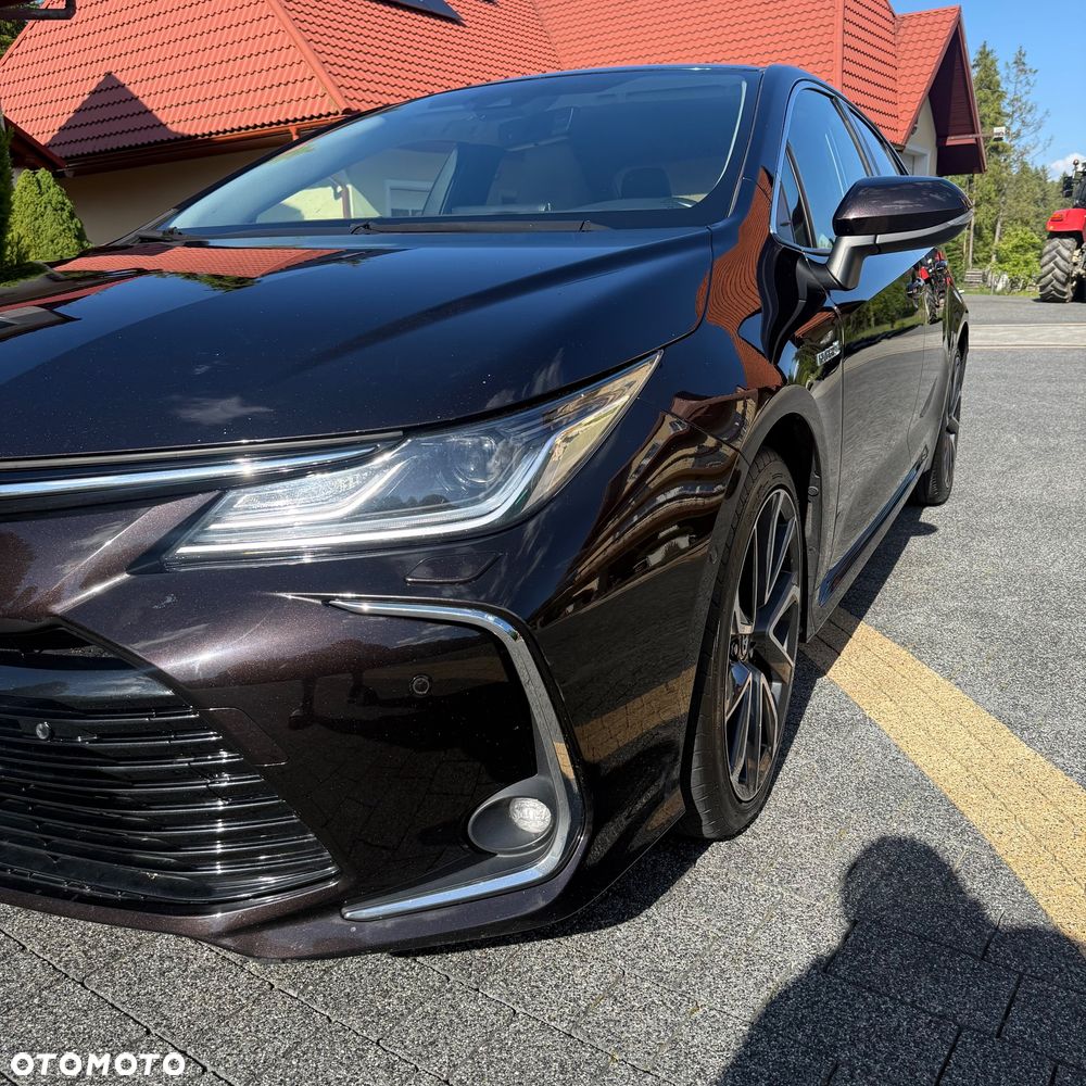 Toyota Corolla 1.8 Hybrid Executive - 16