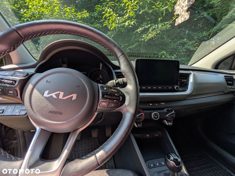 Kia Stonic 1.2 M - 11
