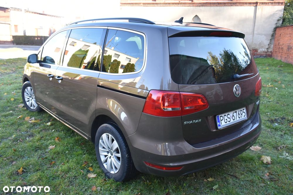 Volkswagen Sharan 2012 photo 4