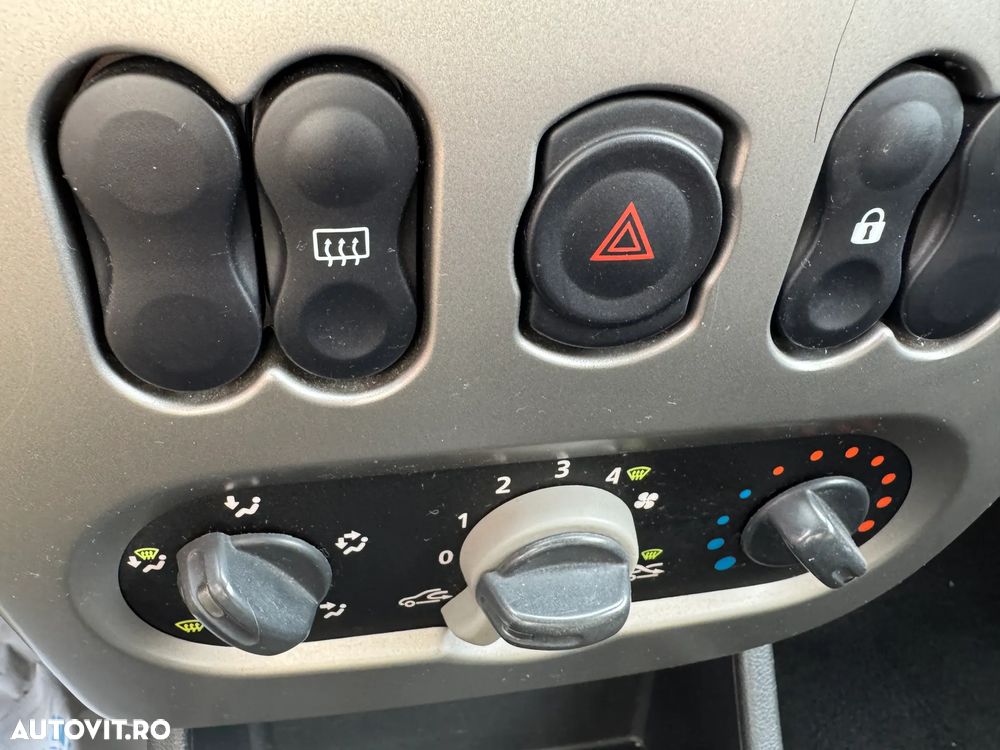 Dacia Sandero 1.4 MPI Ambiance - 16