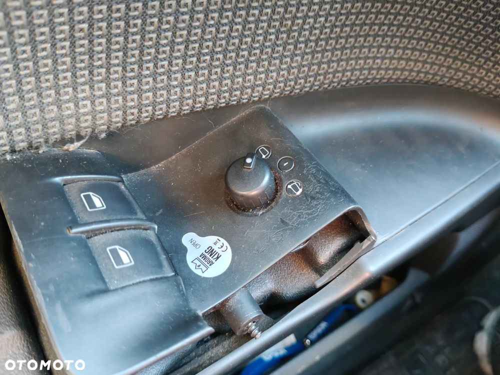 Audi A3 3-drzwiowe 1.9 TDI DPF Ambiente - 18