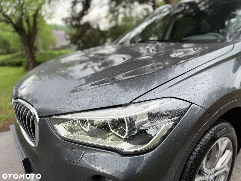 BMW X1 xDrive18d xLine - 36