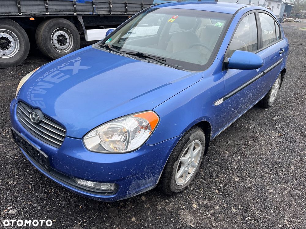Hyundai Accent 1.5 CRDi Comfort - 2