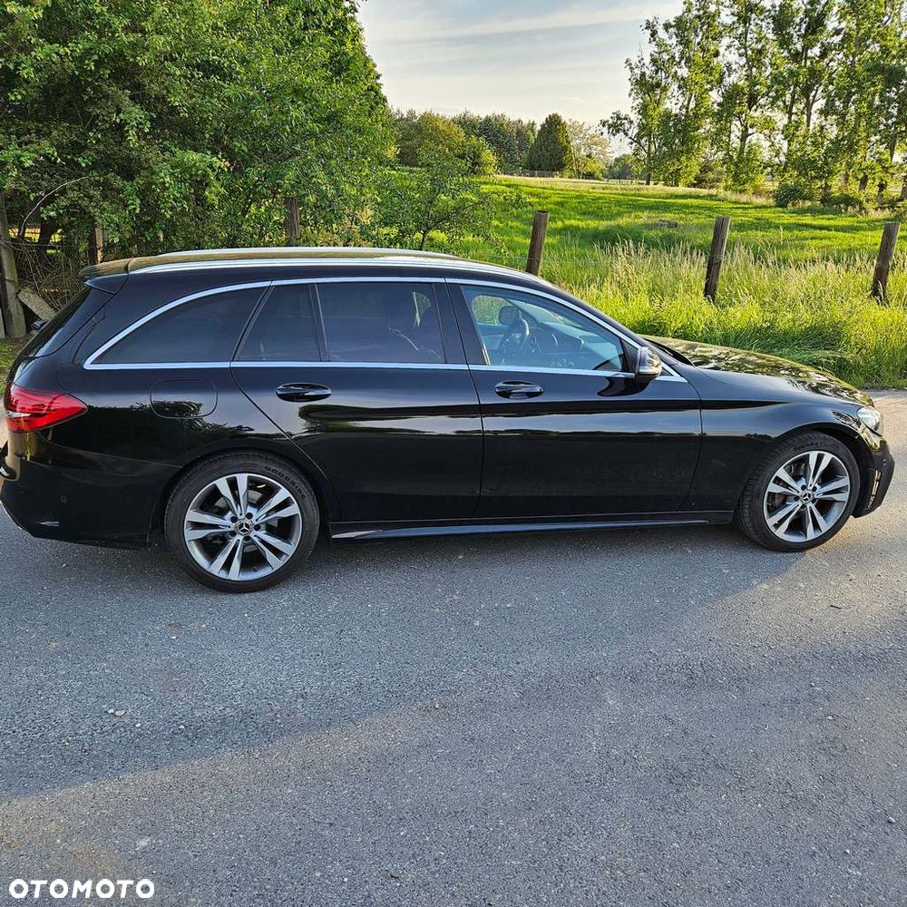 Mercedes-Benz Klasa C 220 d 4Matic 9G-TRONIC AMG Line - 8