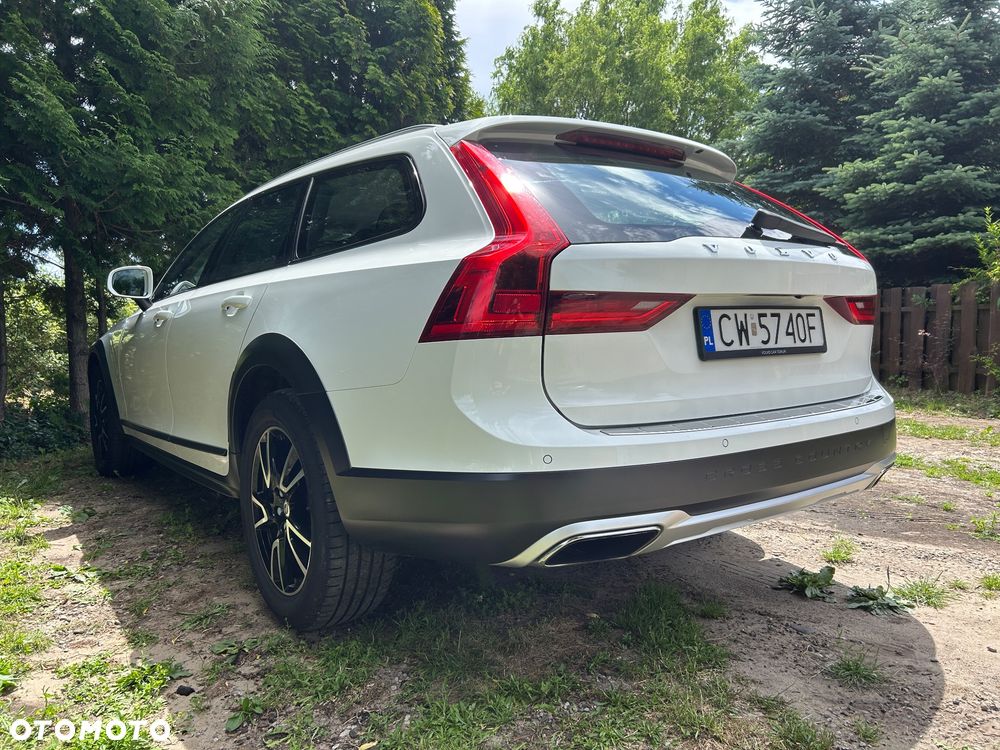 Volvo V90 Cross Country T5 AWD Ocean Race - 13