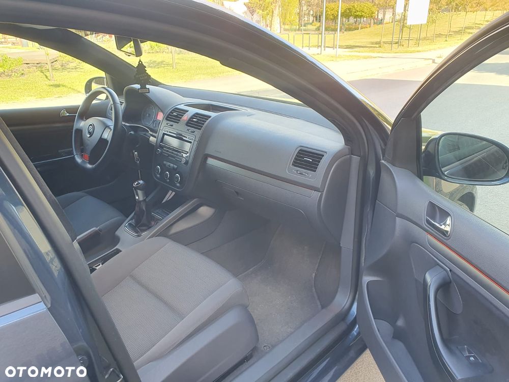 Volkswagen Golf 1.9 TDI GT Sport - 12