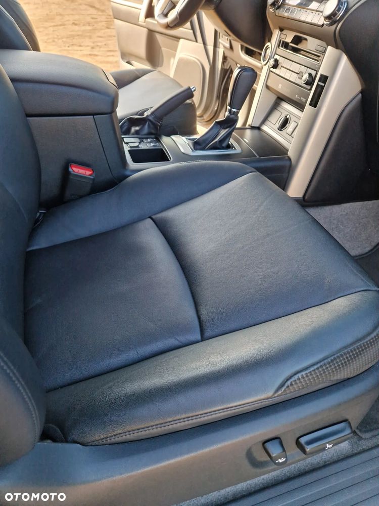 Toyota Land Cruiser 3.0 D-4D Automatik Executive - 10