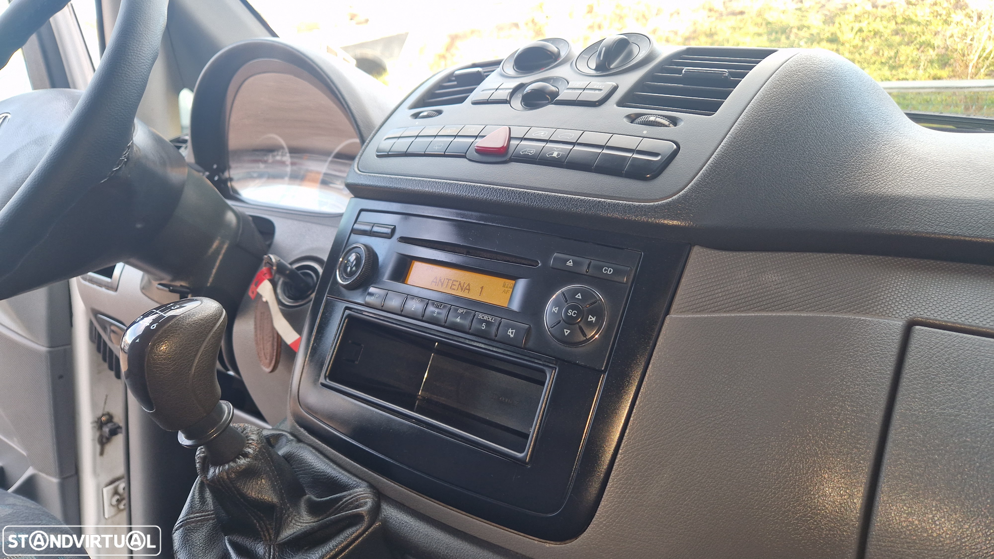 Mercedes-Benz Vito 111 CDi/34 9L Longo 2+2+2+3 - 17