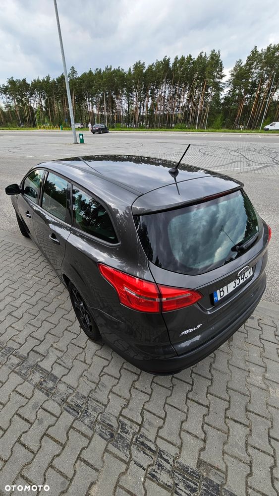 Ford Focus 1.5 TDCi Trend - 5