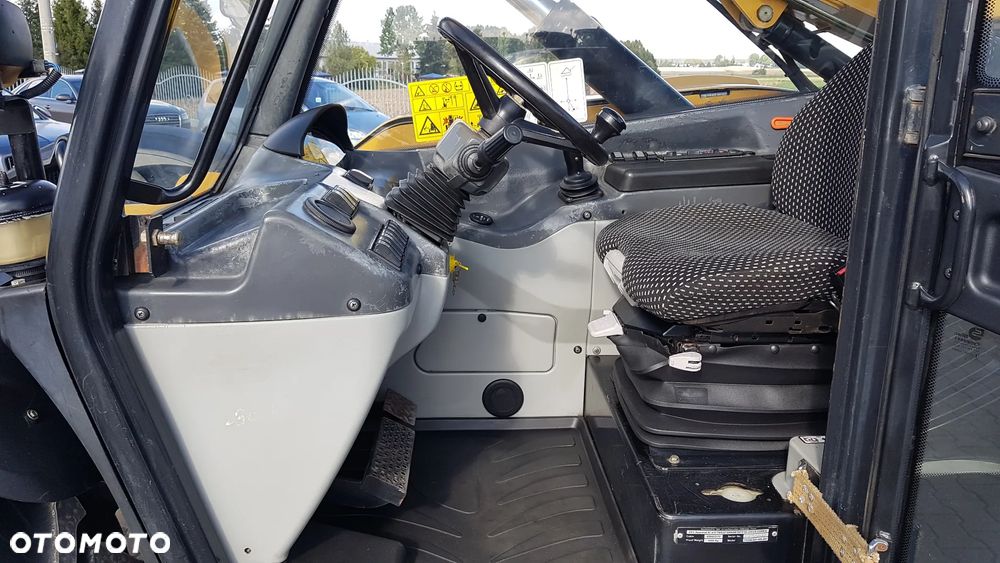 Caterpillar TH 407 - 30