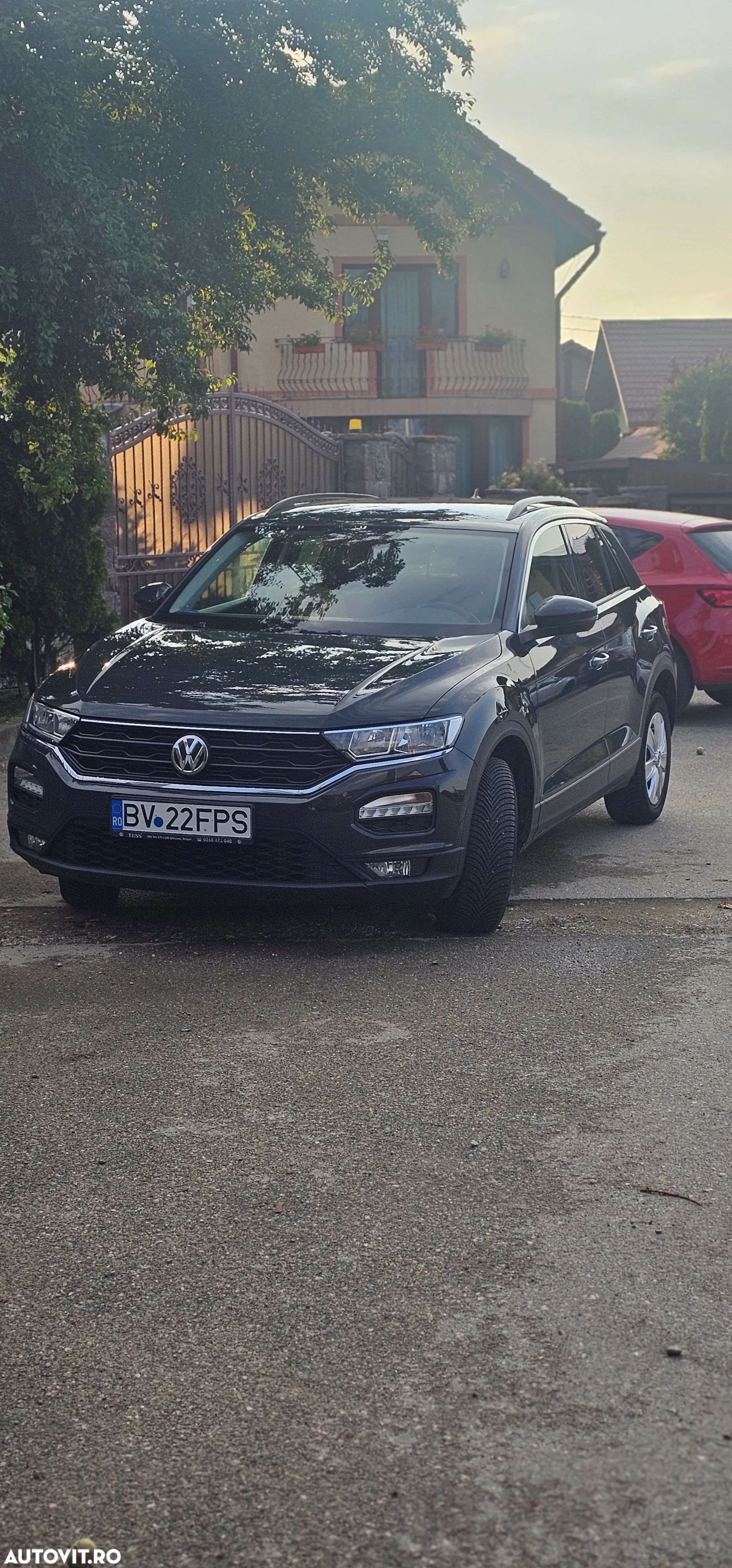 Volkswagen T-ROC 1.6 TDI Design - 1
