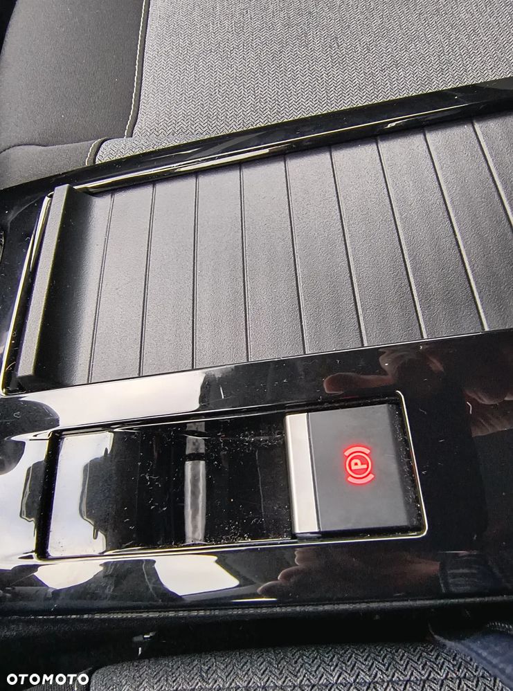 Citroën C4X 1.2 PureTech Feel S&S - 19