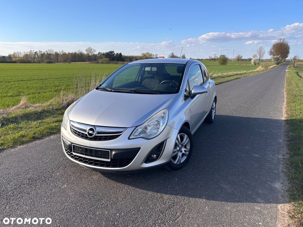 Opel Corsa 1.4 16V Satellite - 1