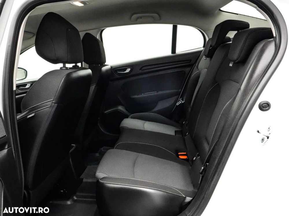 Renault Megane TCe 140 GPF EQUILIBRE - 15
