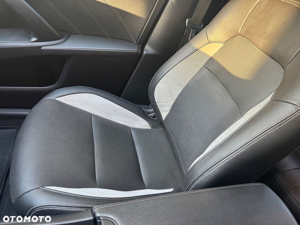 Toyota Avensis 2.0 D-4D Prestige - 18