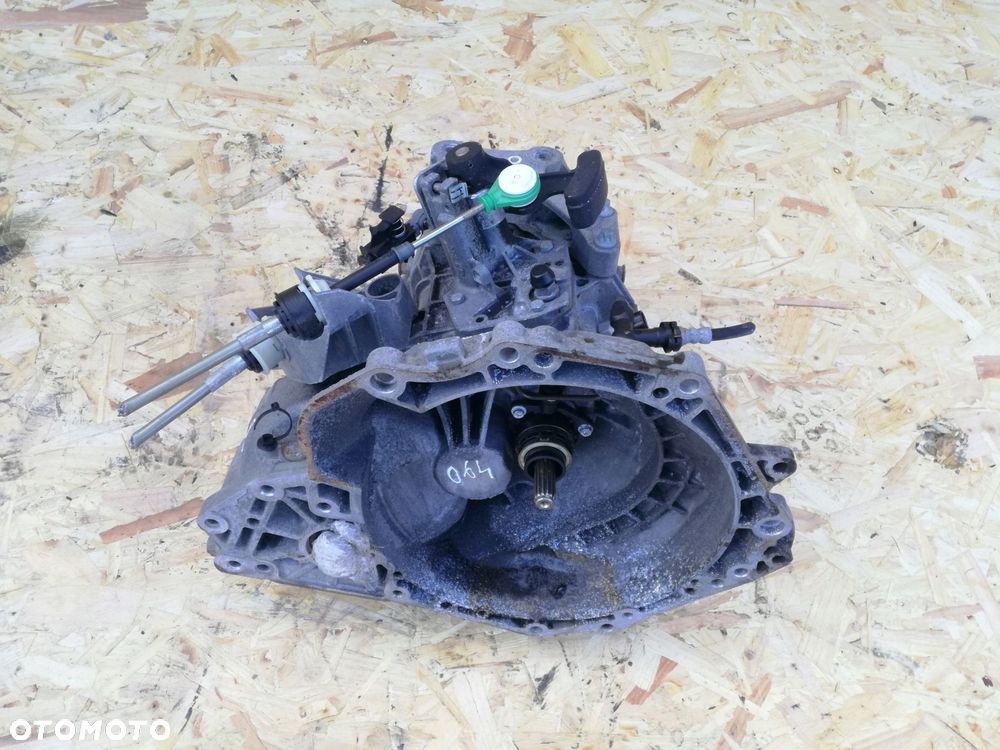 opel corsa e skrzynia biegów b3ls374 manualna 5-bieg 1.4 benzyna 75km 2017r - 3