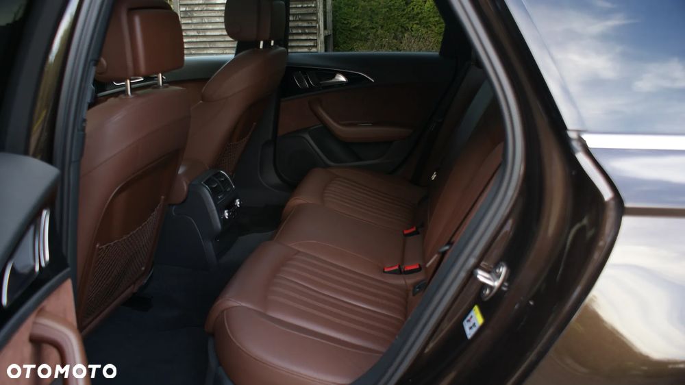 Audi A6 Avant - 14