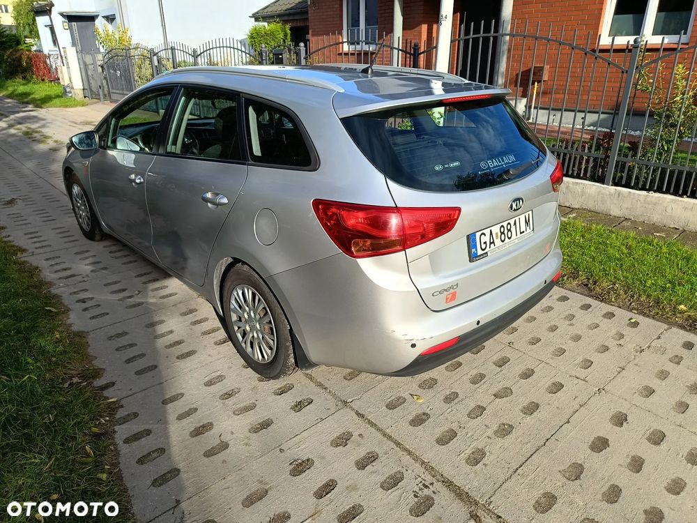 Kia Ceed Cee'd 1.6 GDI L - 3