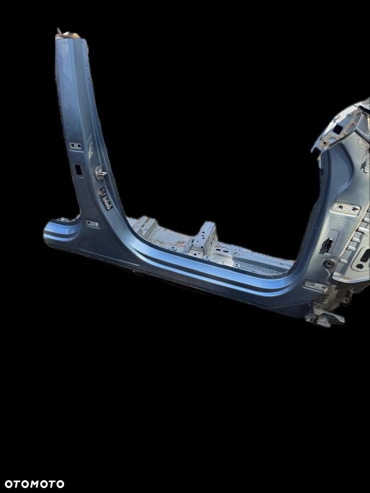 ĆWIARTKA PODŁUŻNICA PRAWY PRZÓD VOLVO XC60 II 2017- W-WA - 2