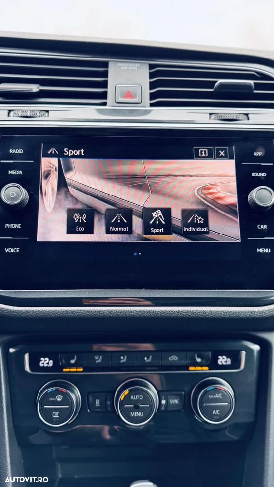 Volkswagen Tiguan 2.0 TDI SCR 4MOTION (BlueMotion Techn.) DSG Highline - 21
