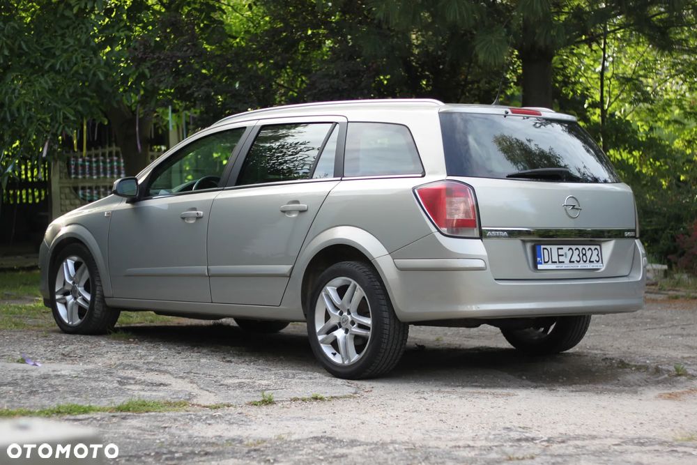Opel Astra 1.7 CDTI DPF Cosmo - 7