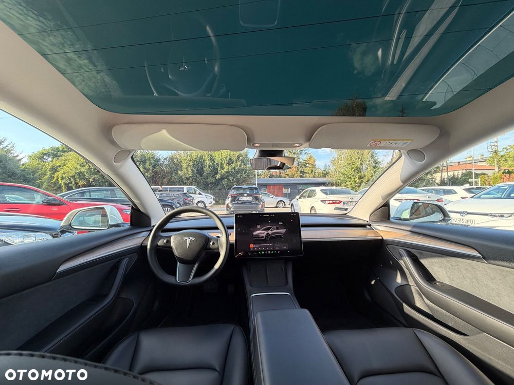 Tesla Model 3 - 27