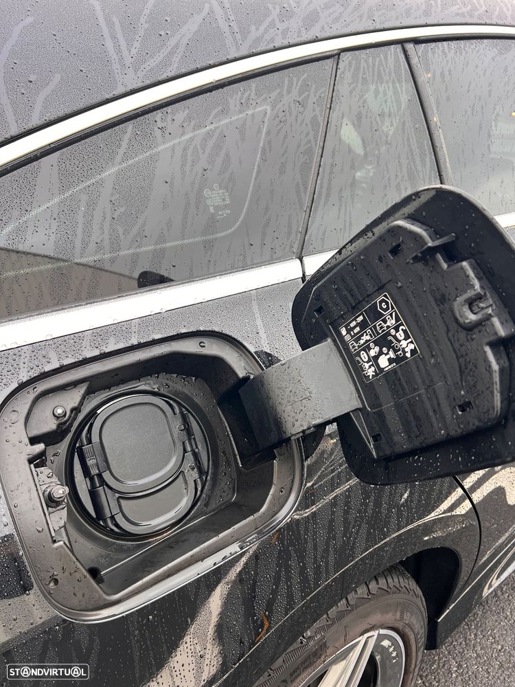 Mercedes-Benz CLA 250 e Shooting Brake AMG Line - 10