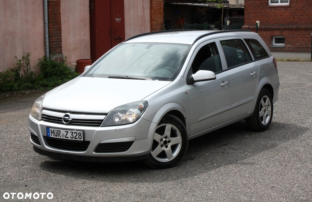 Opel Astra 1.7 CDTI Enjoy - 1