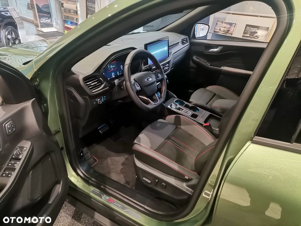 Ford Kuga 1.5 EcoBoost FWD ST-Line X - 3