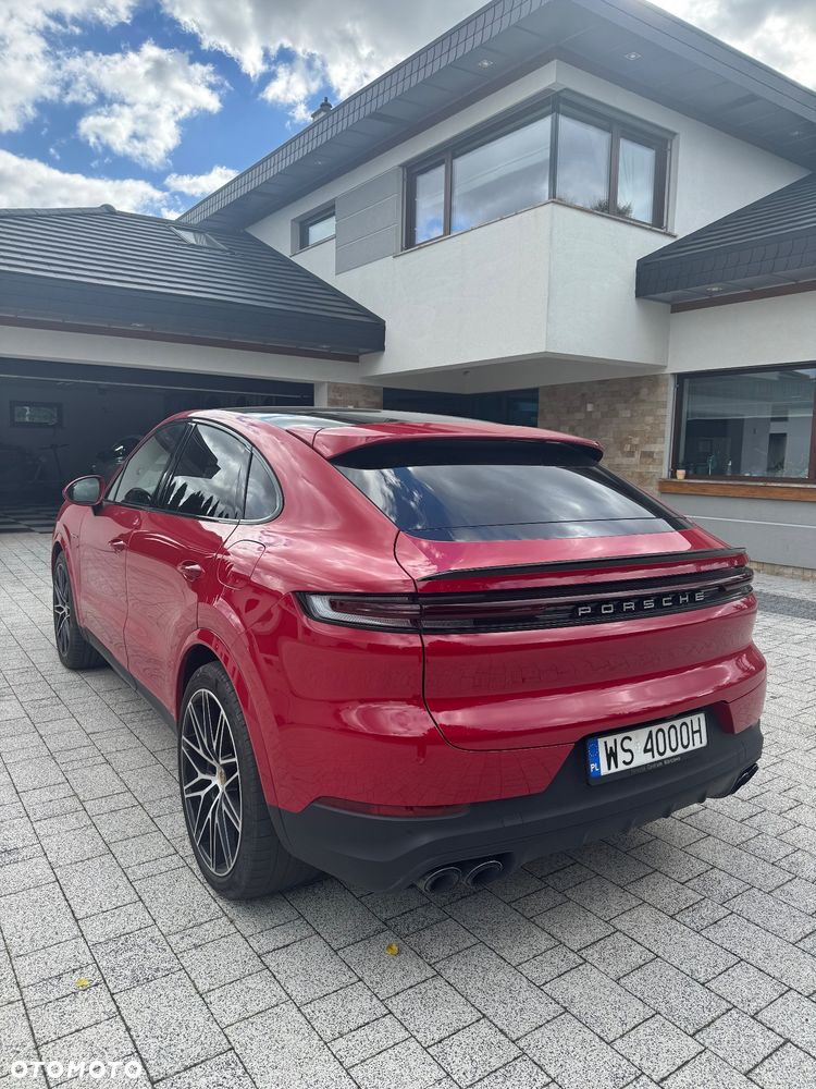 Porsche Cayenne - 4