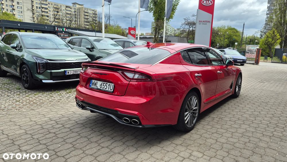 Kia Stinger 2.0 T-GDI L - 11