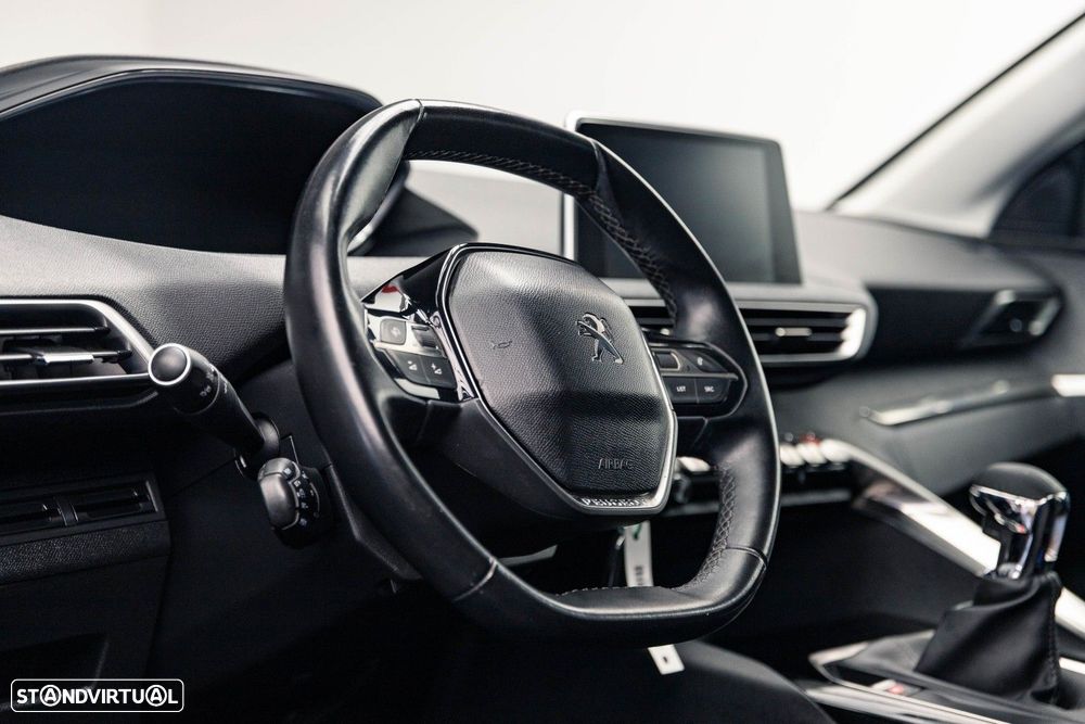 Peugeot 5008 1.5 BlueHDi Allure - 22