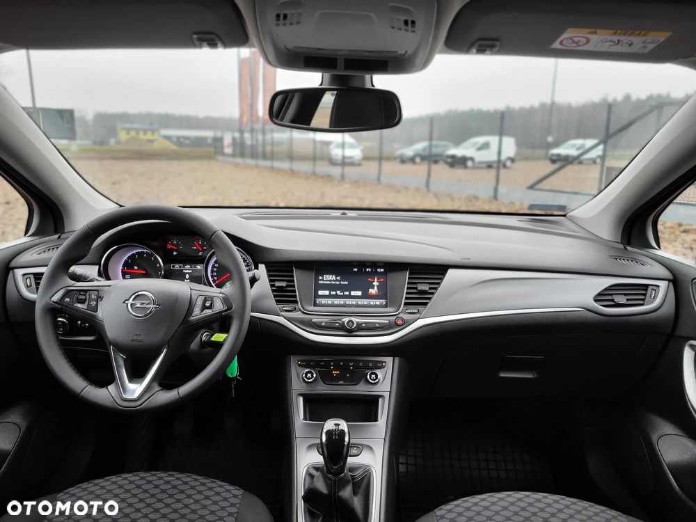 Opel Astra 1.0 T Enjoy S&S - 10