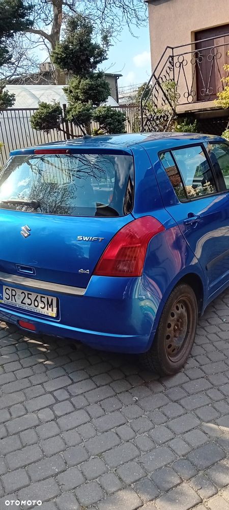 Suzuki Swift 1.3 4x4 Comfort - 2