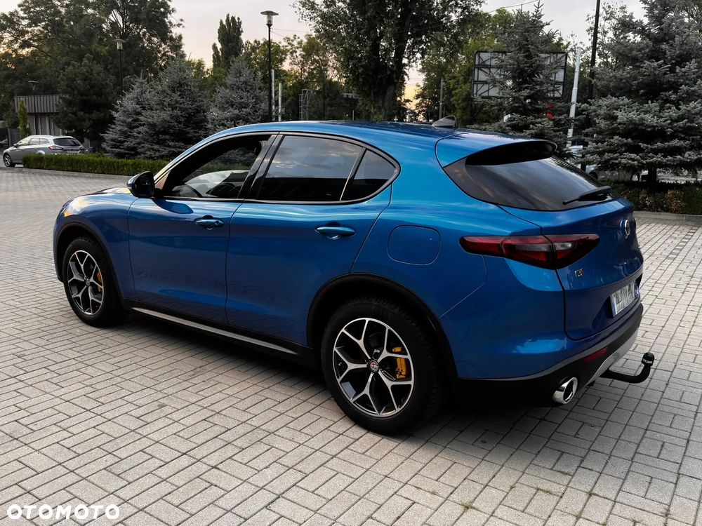 Alfa Romeo Stelvio 2.2 16V AT8-Q4 Executive - 24