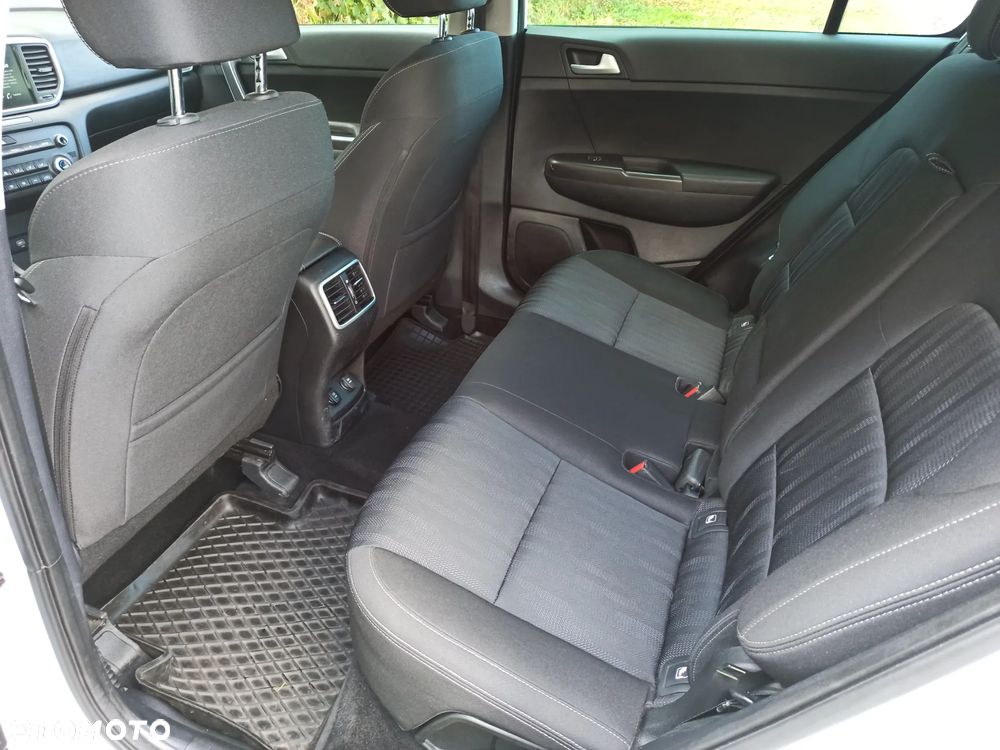 Kia Sportage 1.6 GDI M 2WD - 22