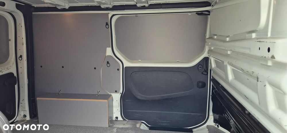 Renault TRAFIC 2.0 AUTOMAT 170 KM - 15