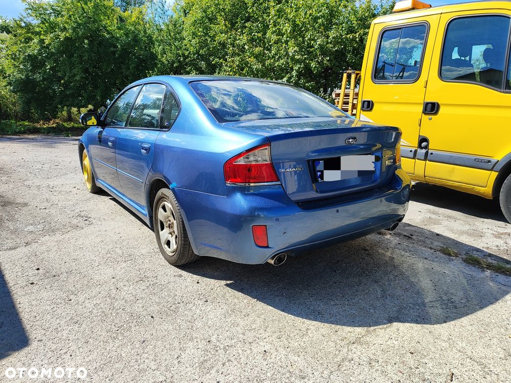 Subaru Legacy - 3