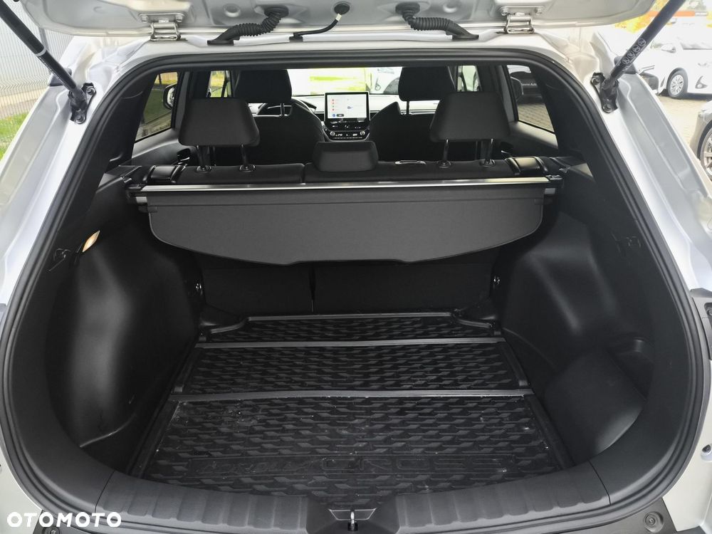 Toyota Corolla Cross 2.0 Hybrid Style - 15