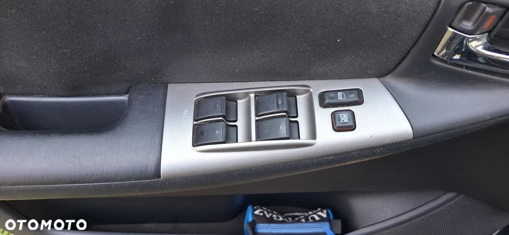 Toyota Corolla 1.6 VVT-i Sol - 11