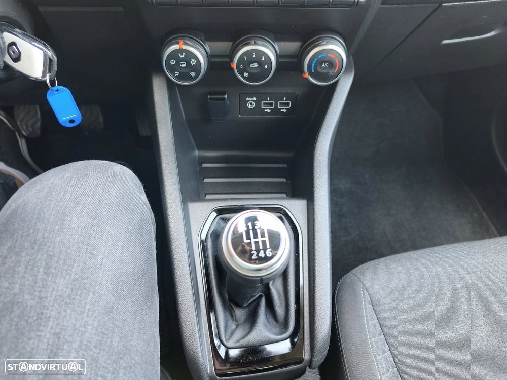 Renault Clio 1.0 TCe Evolution - 24